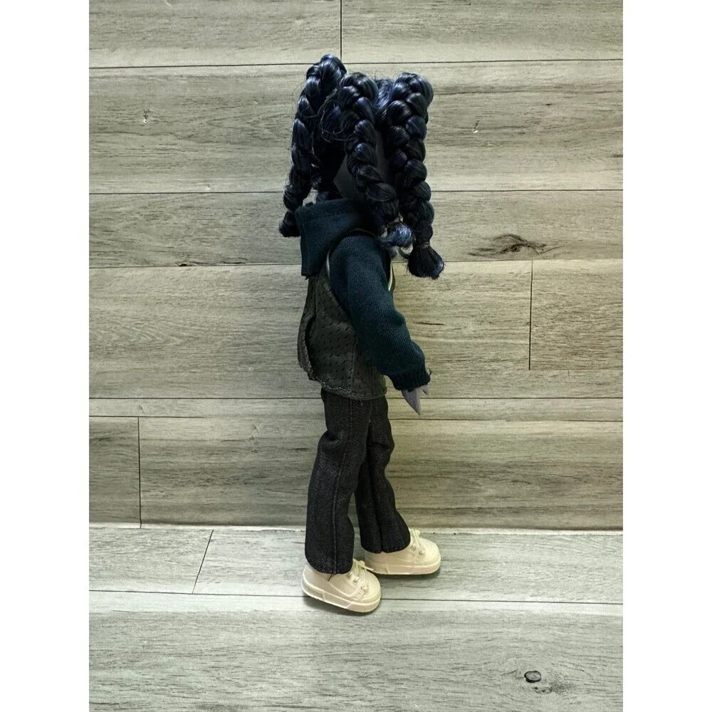 Rainbow High Oliver Fashion Doll series 3